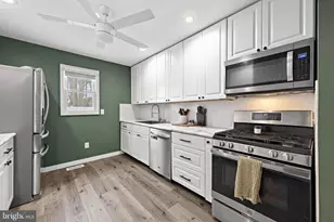 693 Lake Barnegat Dr N, Lanoka Harbor, NJ 08734 - Photo 11