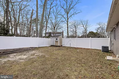 693 Lake Barnegat Dr N, Lanoka Harbor, NJ 08734 - Photo 39