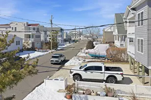 27 27th Street E, Long Beach Township, NJ 08008 - Photo 3