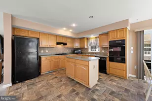 75 Oak Ridge Ln, Manahawkin, NJ 08050 - Photo 11