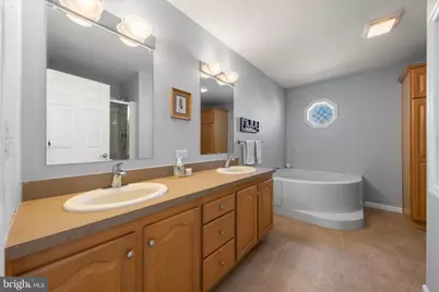 75 Oak Ridge Lane, Manahawkin, NJ 08050 - Photo 29