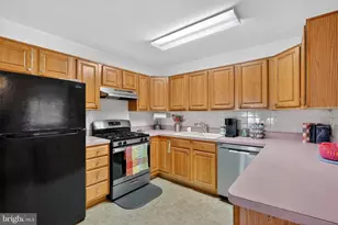 3 Wojtyla Ct, Toms River, NJ 08757 - Photo 7