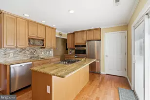 867 Derry Dr, Toms River, NJ 08753 - Photo 13
