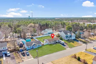 1113 Seashell Ave, Manahawkin, NJ 08050 - Photo 3