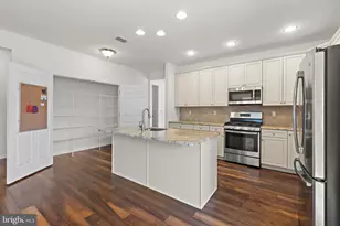 333 Newport Way, Little Egg Harbor, NJ 08087 - Photo 9