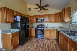 17 Hunter Dr, Little Egg Harbor, NJ 08087 - Photo 9