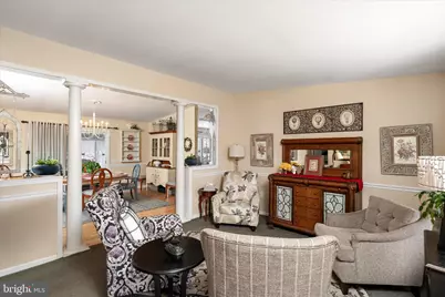 11 Mulberry Dr, Cream Ridge, NJ 08514 - Photo 7