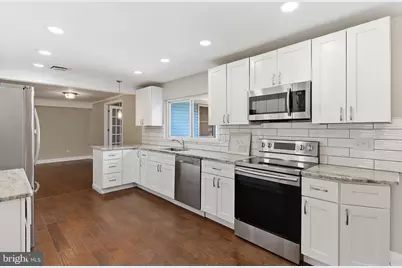 284 Country Club Boulevard, Tuckerton, NJ 08087 - Photo 7