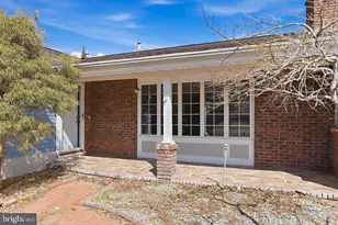 284 Country Club Blvd, Tuckerton, NJ 08087 - Photo 3