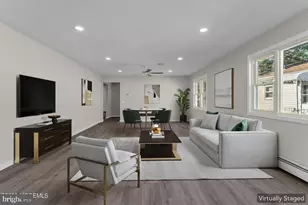 127 Freeport Blvd, Toms River, NJ 08757 - Photo 3