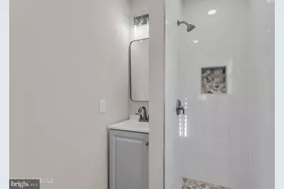 127 Freeport Boulevard, Toms River, NJ 08757 - Photo 17