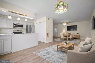 823 Liverpool Cir, Manchester Township, NJ 08759 - Photo 13