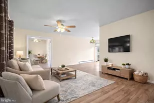 823 Liverpool Cir, Manchester Township, NJ 08759 - Photo 5