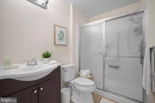 823 Liverpool Cir, Manchester Township, NJ 08759 - Photo 17