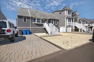 59 Jeffrey Dr, Manahawkin, NJ 08050 - Photo 1