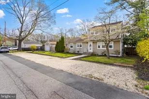 49 Burlington Dr, Brick, NJ 08723 - Photo 3