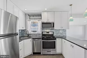 18 Lake Huron Dr, Tuckerton, NJ 08087 - Photo 9