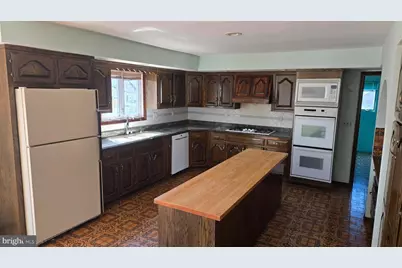 919 Somerset Drive, Toms River Township, NJ 08753 - Photo 11