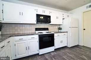 655 Pulham Ct, Manchester Township, NJ 08759 - Photo 21