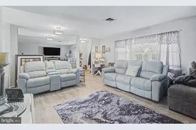 390 Picardy Court, Lakewood, NJ 08701 - Photo 7