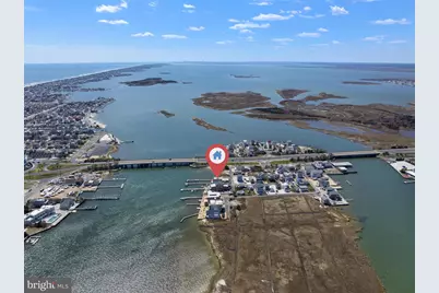 21 N Bay Avenue, Manahawkin, NJ 08050 - Photo 9