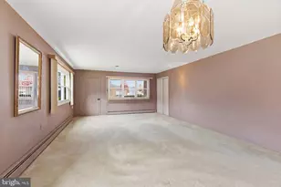 7 Pavilion St, Toms River, NJ 08757 - Photo 5