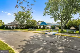 7 Pavilion St, Toms River, NJ 08757 - Photo 27