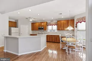 4 Swan Lake Ct, Barnegat, NJ 08005 - Photo 15