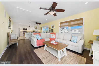 68 Florence Lane, Manahawkin, NJ 08050 - Photo 3