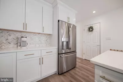 7 W Thames Road, Tuckerton, NJ 08087 - Photo 19