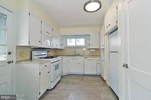 794 Burnt Tavern Rd, Brick, NJ 08724 - Photo 11