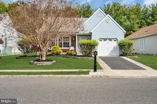 27 Abergele Dr, Toms River, NJ 08757 - Photo 3
