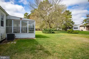 13 Nostrand Dr, Toms River, NJ 08757 - Photo 5