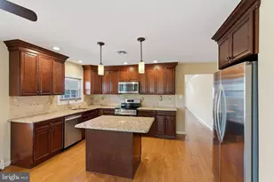7 St Eustatius Street N, Toms River, NJ 08757 - Photo 11