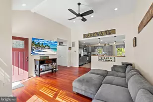 7 Sandy Ct, Tuckerton, NJ 08087 - Photo 3