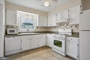 18 Pulaski Blvd, Toms River, NJ 08757 - Photo 5