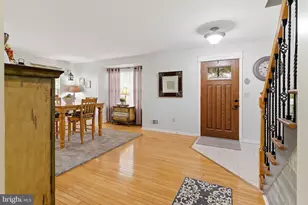 2 Maiden Ln, Toms River, NJ 08753 - Photo 9