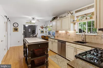 2 Maiden Lane, Toms River, NJ 08753 - Photo 15
