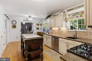 2 Maiden Ln, Toms River, NJ 08753 - Photo 15