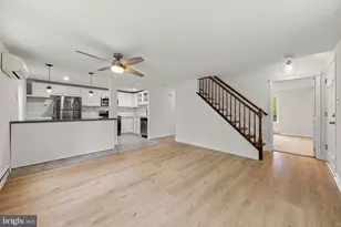 141 Bowsprit Rd, Manahawkin, NJ 08050 - Photo 5