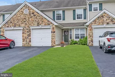205 Iris Way, Brick, NJ 08724 - Photo 5