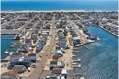 218 W 27th Street, Ship Bottom, NJ 08008 - Photo 57