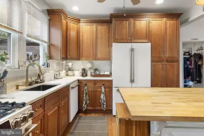 210 N Beach Avenue, Beach Haven, NJ 08008 - Photo 13