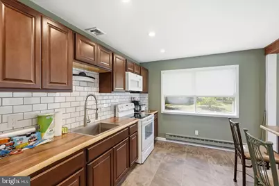 21 A Texas Blvd, Whiting, NJ 08759 - Photo 9