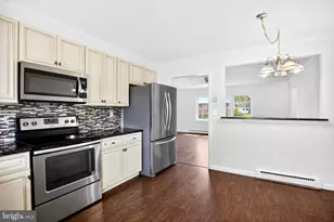 692B Plymouth Dr, Lakewood, NJ 08701 - Photo 7