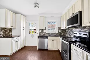 692B Plymouth Dr, Lakewood, NJ 08701 - Photo 9
