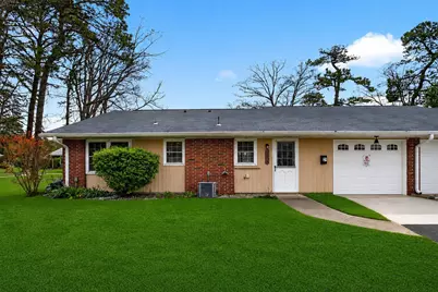 692B Plymouth Drive, Lakewood, NJ 08701 - Photo 17