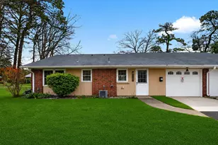692B Plymouth Dr, Lakewood, NJ 08701 - Photo 17