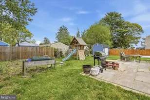 404 Cedar Dr, Lanoka Harbor, NJ 08734 - Photo 25