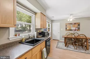 402 Cedar Dr, Lanoka Harbor, NJ 08734 - Photo 15